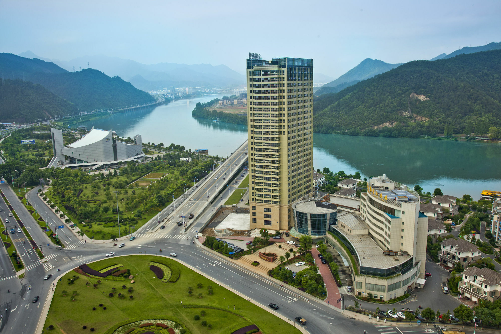 Jiande Peninsula Kai Hao Hotel Chun'an Екстериор снимка